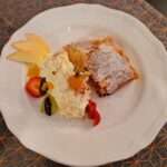 Wiener Apfelstrudel